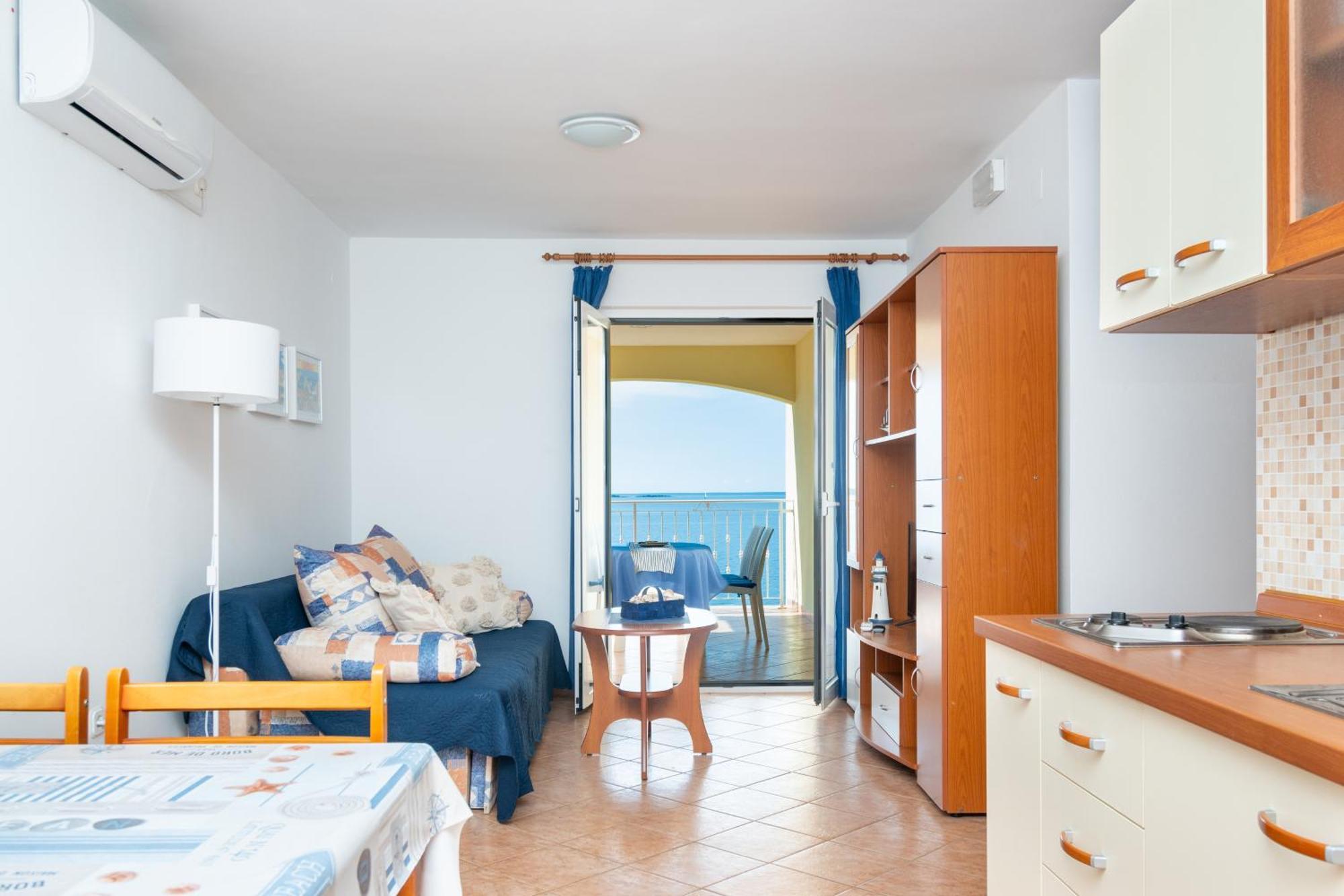 Apartments By The Sea Mandre, Pag - 4092 Kolan Exterior photo